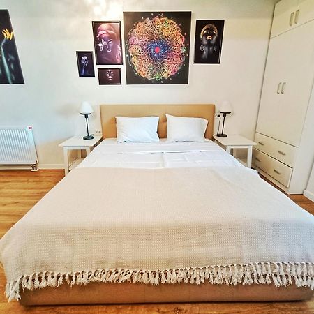 Apartament Airport High Class & Parking Jassy Zewnętrze zdjęcie